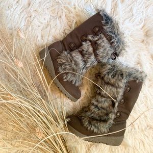 Old Navy • Winter Boots
